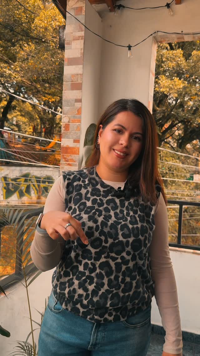 Tu sitio web no debería ser solo una tarjeta de presentación digital.

Debería ser una herramienta que atraiga clientes, genere confianza y trabaje para tu negocio las 24 horas del día, los 7 días de la semana.

En Kerawa Creativa diseñamos sitios web basados en principios de Experiencia de Usuario (UX), pensados para que cada visita tenga un propósito: convertir usuarios en clientes potenciales.

✔ Diseño estratégico
✔ Navegación intuitiva
✔ Optimización para dispositivos móviles
✔ Enfoque en conversión y resultados

Porque una página web bien diseñada no solo se ve bien… vende.

¿Tu sitio está trabajando para ti o solo está ocupando espacio en internet?

#DiseñoWeb #UXDesign #ExperienciaDeUsuario #MarketingDigital #SitioWebProfesional DiseñoUX KerawaCreativa TransformaciónDigital DiseñoWebMedellín NegociosOnline